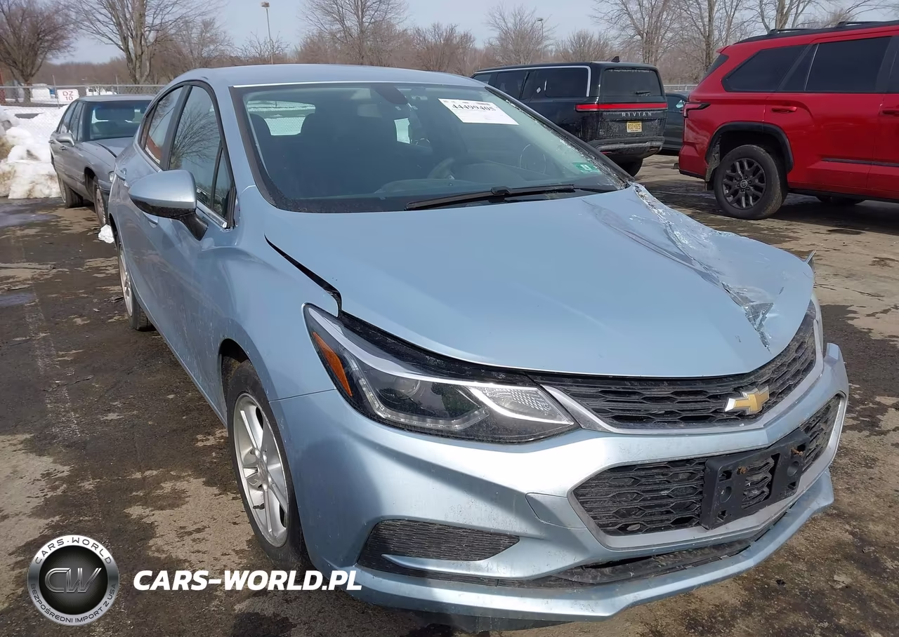 2018 Chevrolet Cruze Lt Auto – zdjęcie 1 z 16