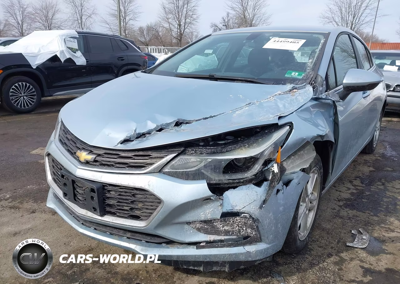2018 Chevrolet Cruze Lt Auto VIN:3G1BE6SM0JS560634 - 2
