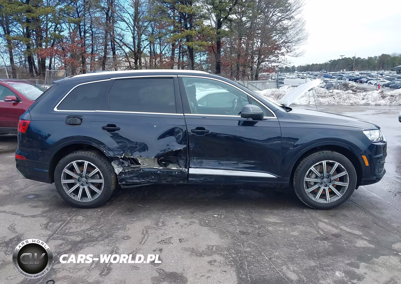 2017 Audi Q7 3.0T Premium VIN:WA1LAAF73HD052127 - 13