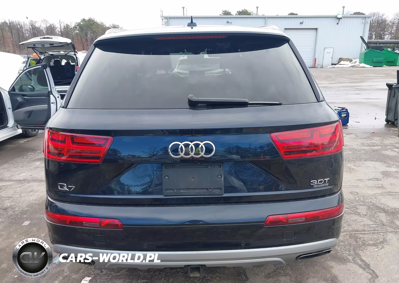 2017 Audi Q7 3.0T Premium VIN:WA1LAAF73HD052127 - 16