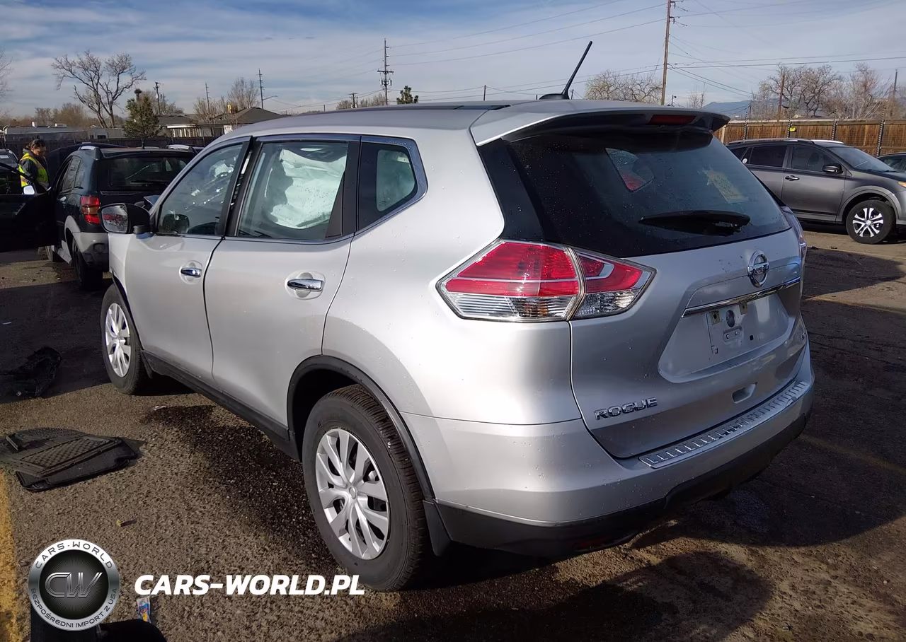 2015 Nissan Rogue S VIN:KNMAT2MV4FP591513 - 3