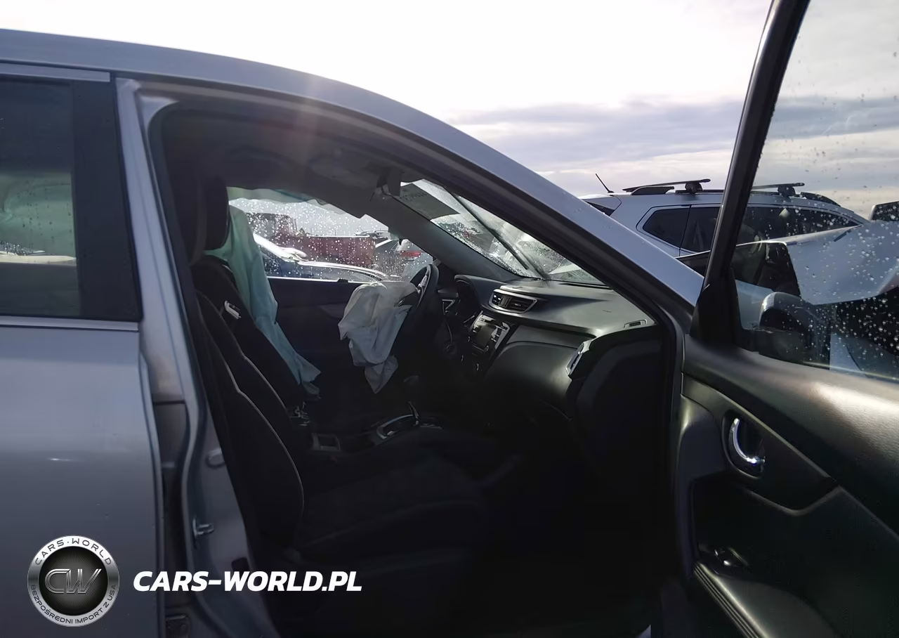 2015 Nissan Rogue S VIN:KNMAT2MV4FP591513 - 5