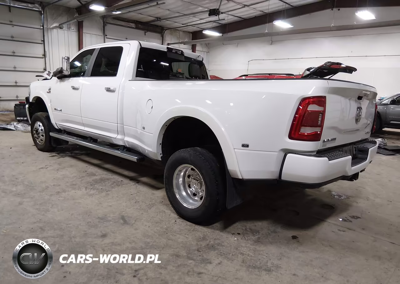 2022 Ram 3500 Laramie 4X4 8' Box VIN:3C63RRJL5NG334437 - 3