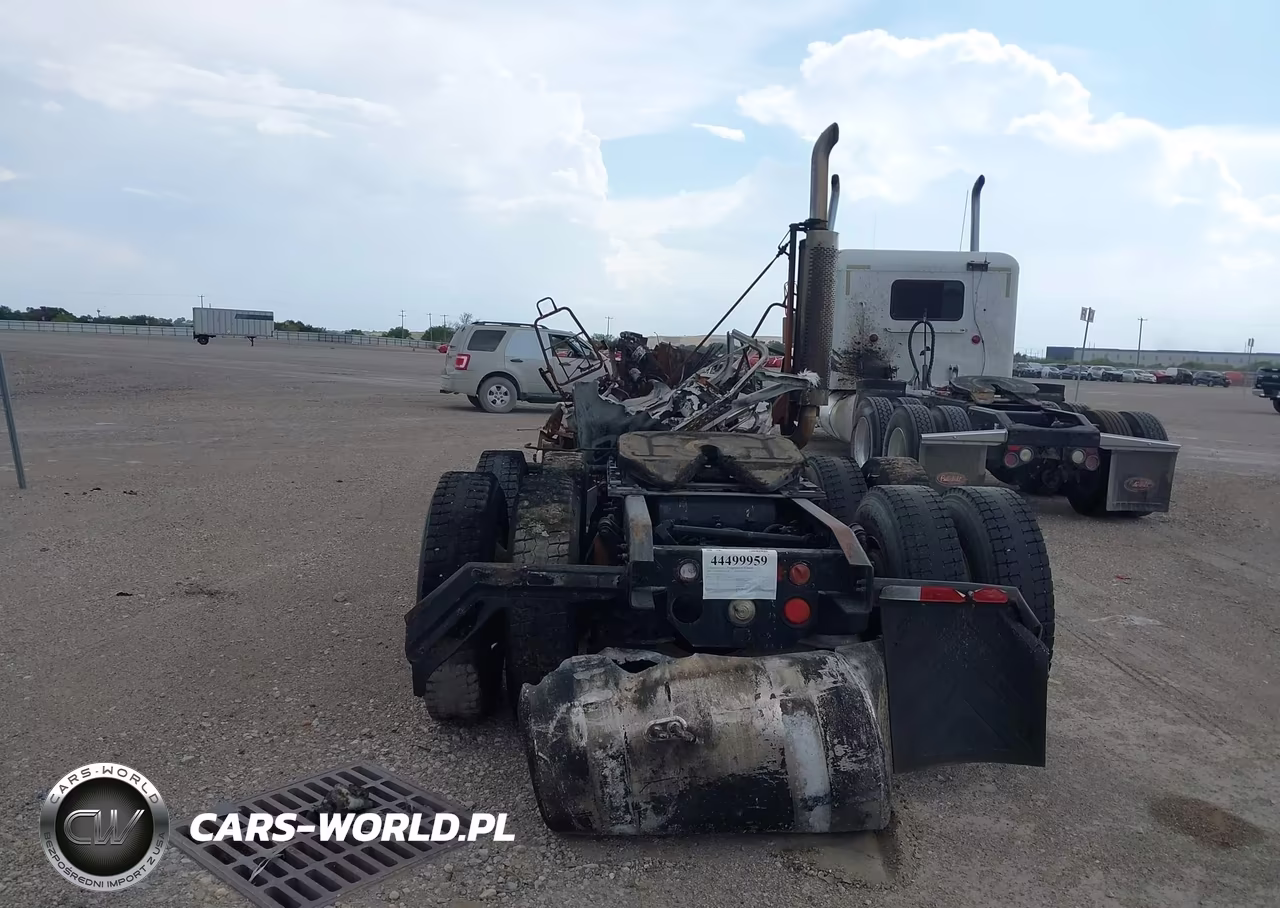 1999 Freightliner Conventional Fld120 VIN:1FUYDZYB5XL953452 - 8