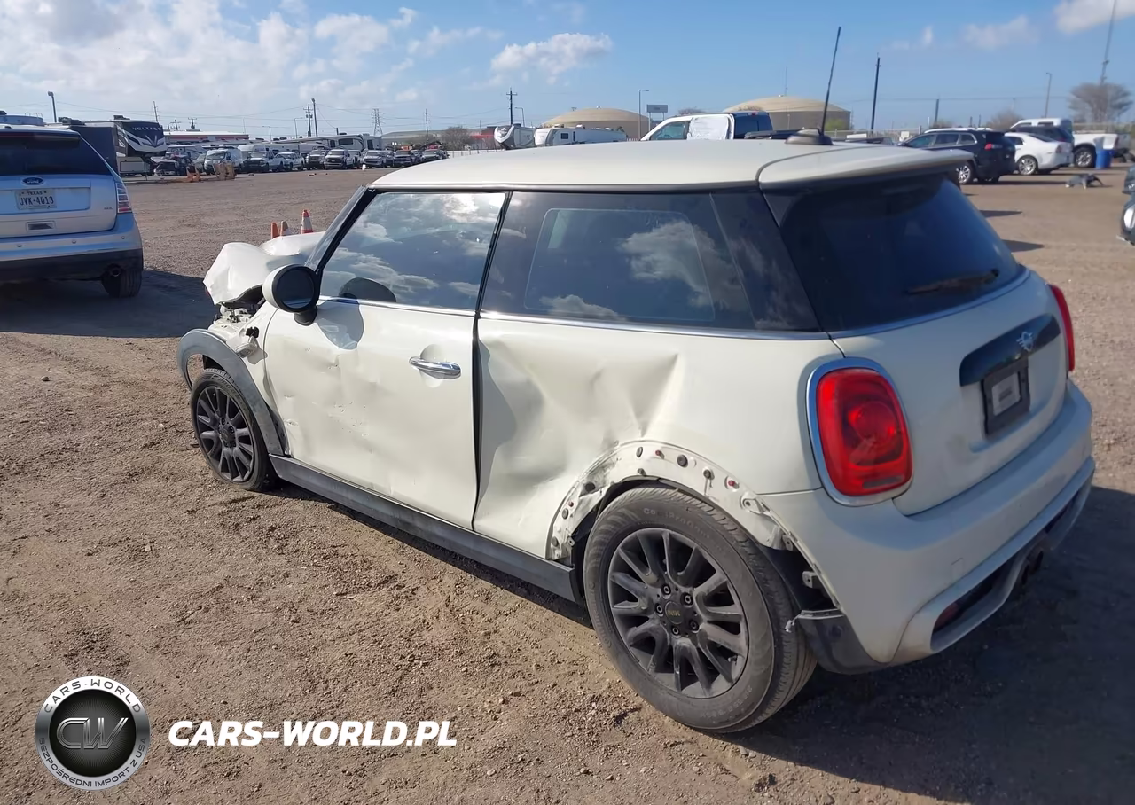 2019 Mini Hardtop Cooper S VIN:WMWXP7C5XK2H60681 - 3