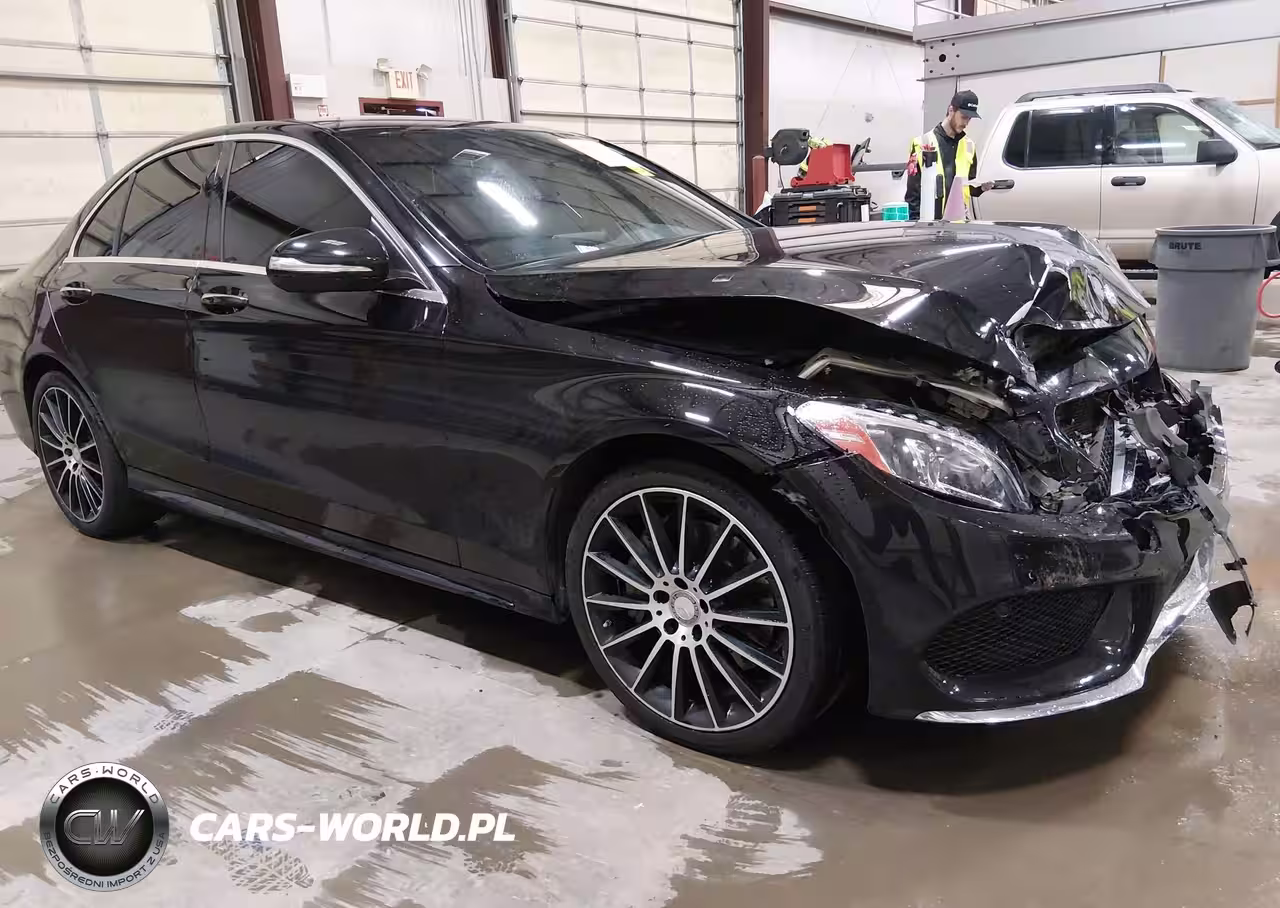 2015 Mercedes-Benz C 300 Sport 4Matic