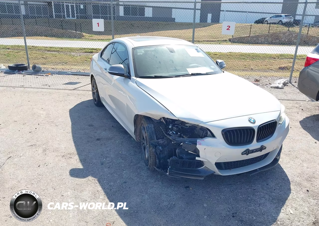 2016 BMW M235I