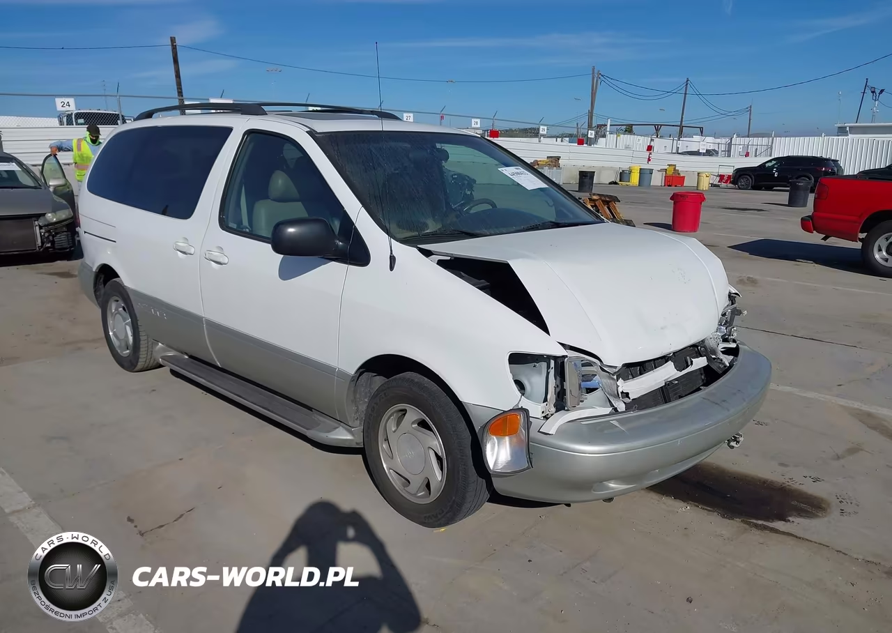 2000 Toyota Sienna Xle