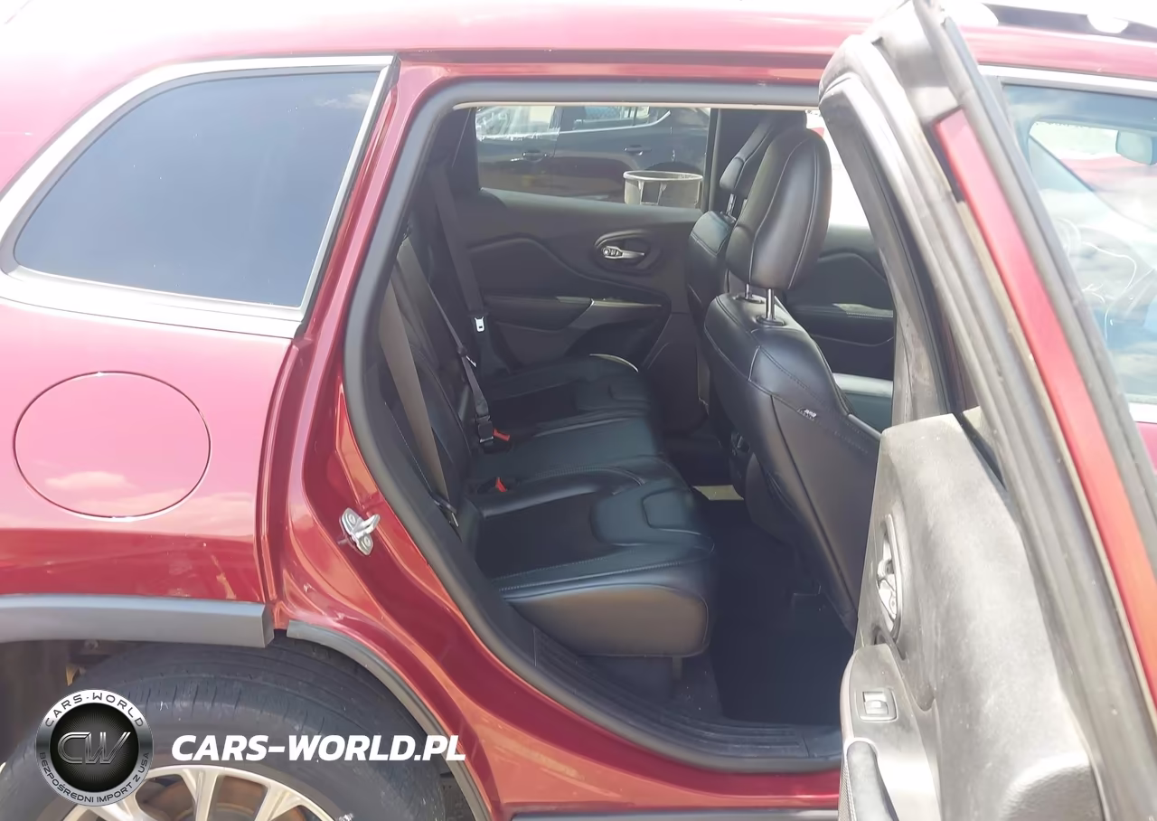 2020 Jeep Cherokee Latitude Plus Fwd VIN:1C4PJLLB3LD652621 - 8