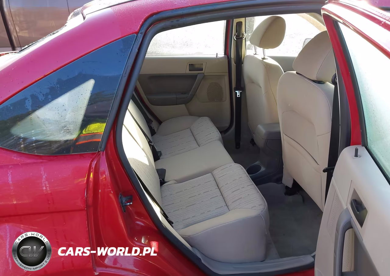 2009 Ford Focus Se VIN:1FAHP35N39W118211 - 18