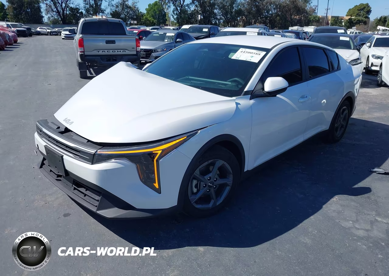 2025 Kia K4 Lxs VIN:3KPFT4DE1SE160980 - 2