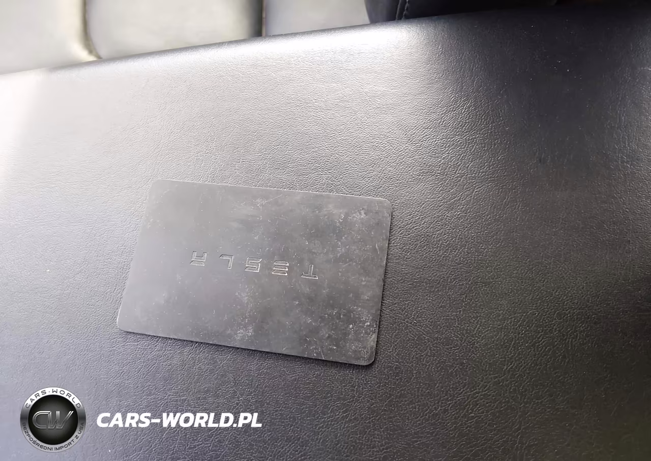 2018 Tesla Model 3 Long Range-Performance VIN:5YJ3E1EB6JF077148 - 11