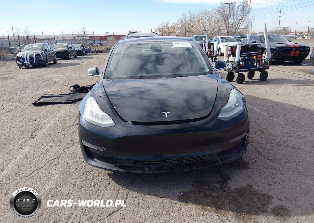 2018 Tesla Model 3 Long Range-Performance VIN:5YJ3E1EB6JF077148 - 12