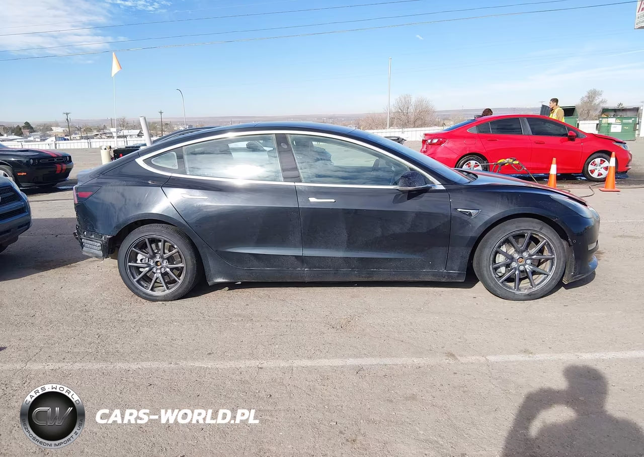 2018 Tesla Model 3 Long Range-Performance VIN:5YJ3E1EB6JF077148 - 13