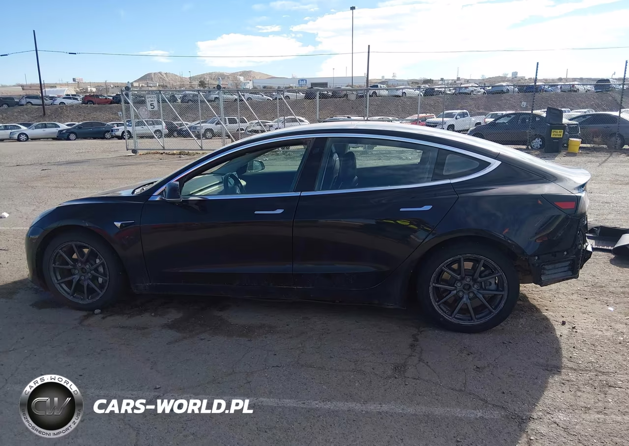 2018 Tesla Model 3 Long Range-Performance VIN:5YJ3E1EB6JF077148 - 14