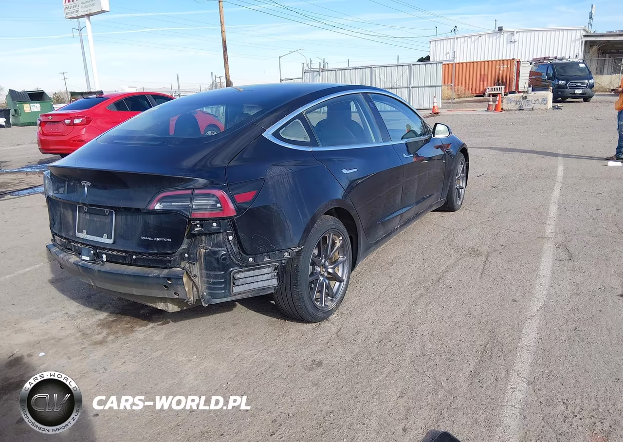 2018 Tesla Model 3 Long Range-Performance VIN:5YJ3E1EB6JF077148 - 4