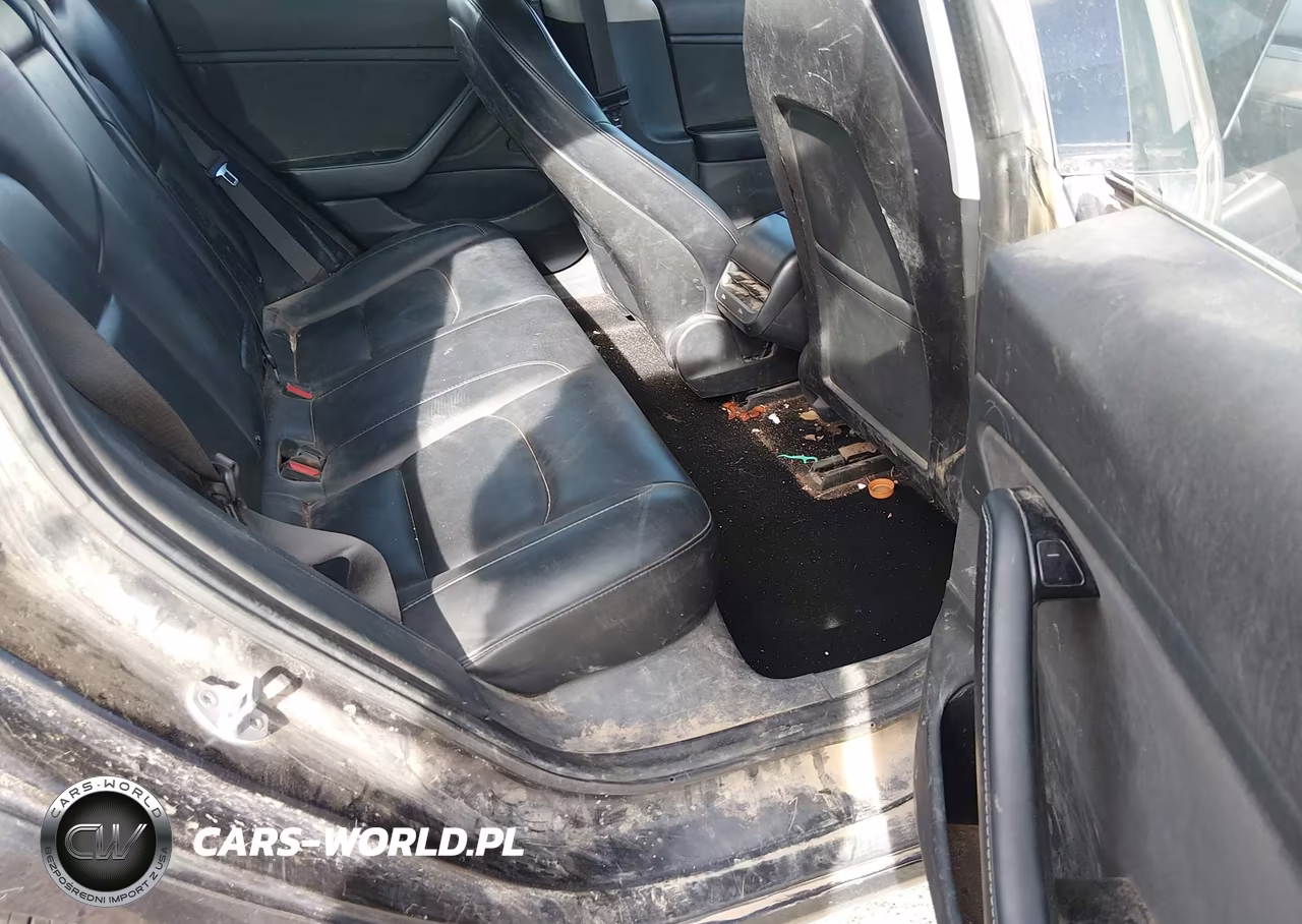 2018 Tesla Model 3 Long Range-Performance VIN:5YJ3E1EB6JF077148 - 8
