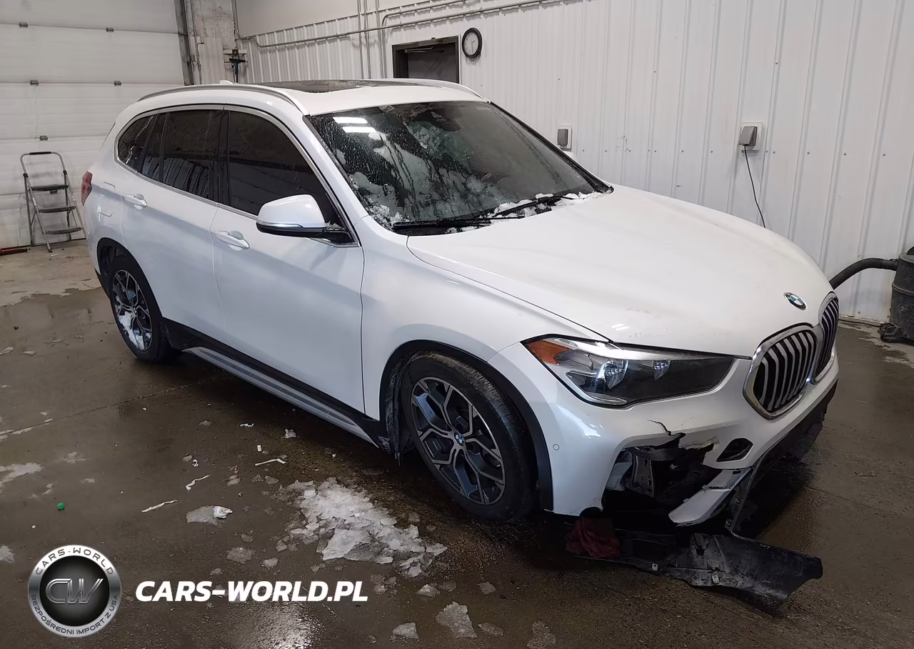 2021 BMW X1 xDrive28I – zdjęcie 1 z 16