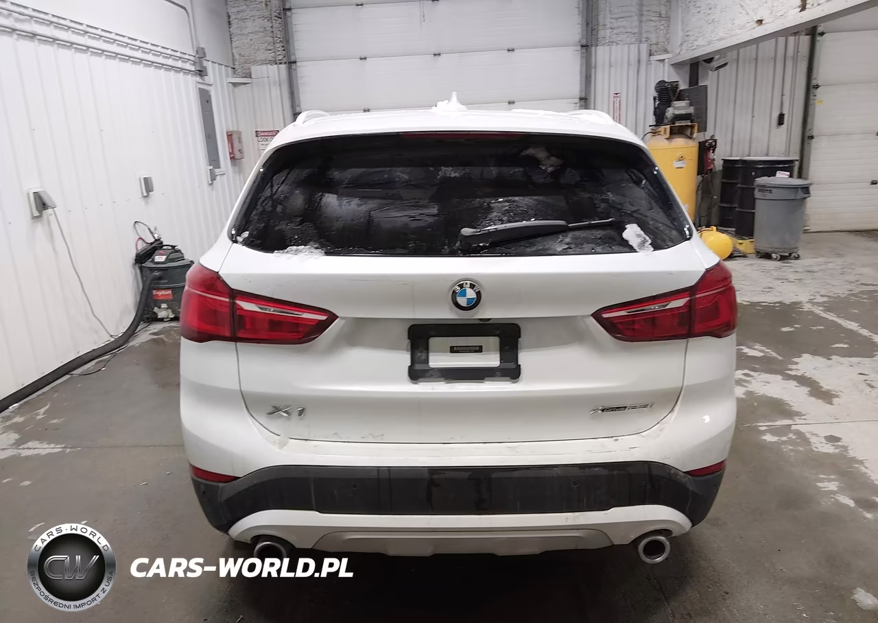 2021 BMW X1 xDrive28I VIN:WBXJG9C09M5T16508 - 16