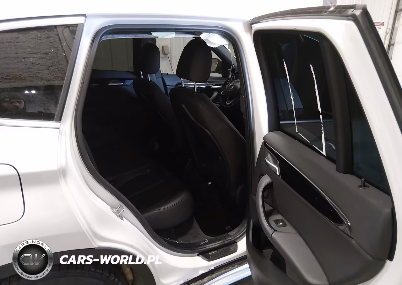 2021 BMW X1 xDrive28I VIN:WBXJG9C09M5T16508 - 8