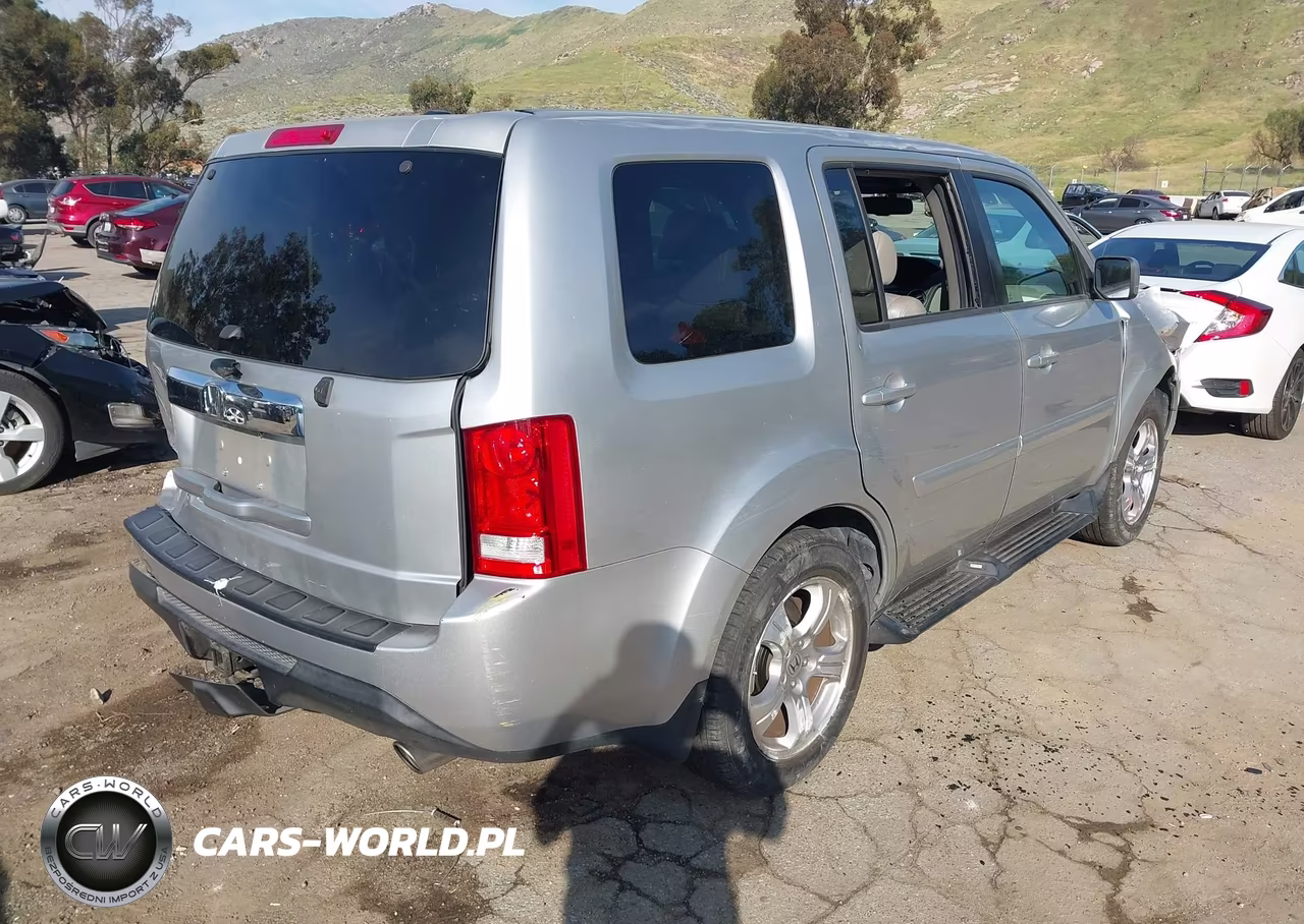 2013 Honda Pilot Ex-L VIN:5FNYF3H56DB013717 - 4