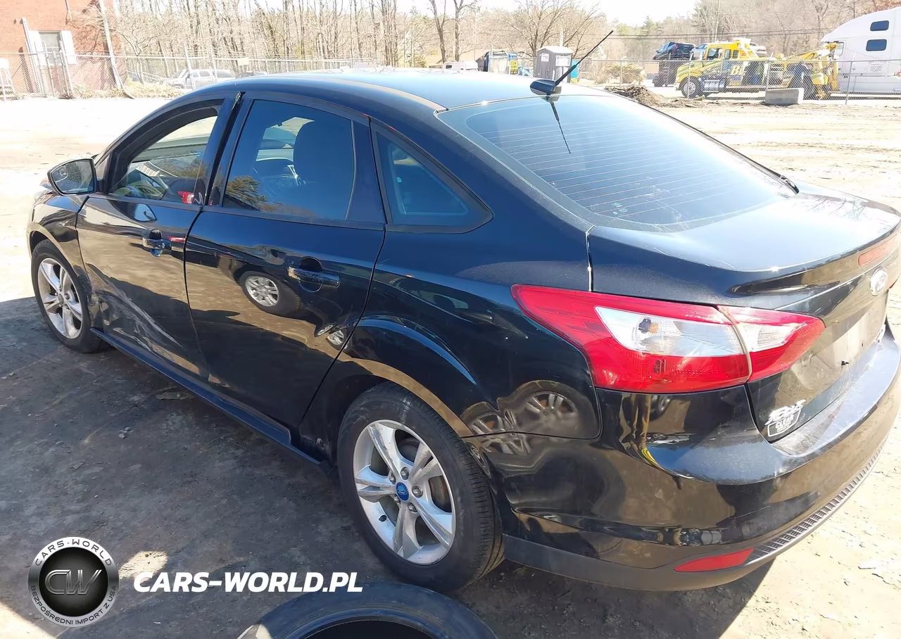 2013 Ford Focus Se VIN:1FADP3F2XDL291236 - 3