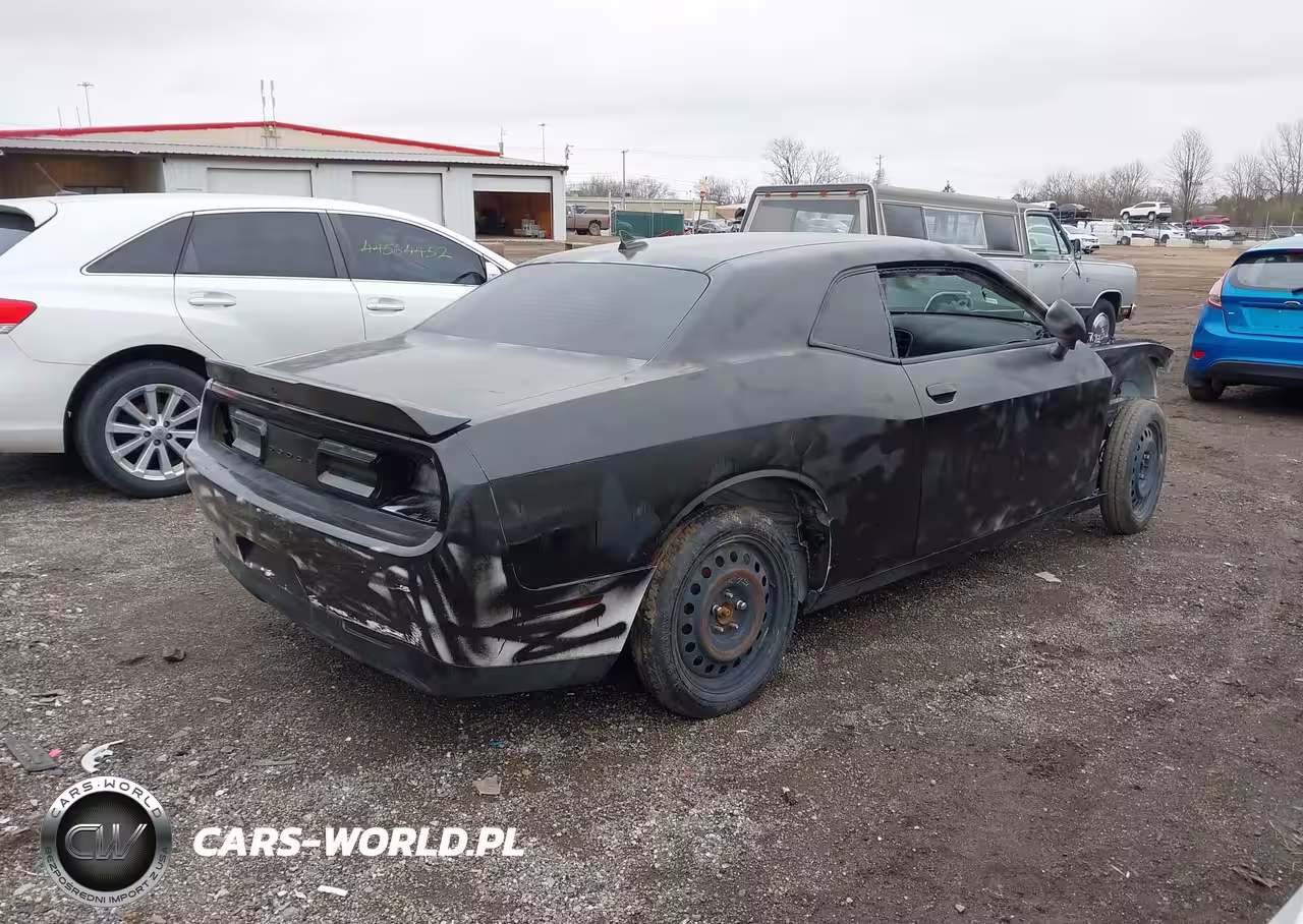 2018 Dodge Challenger R-T Scat Pack VIN:2C3CDZFJ2JH254171 - 4