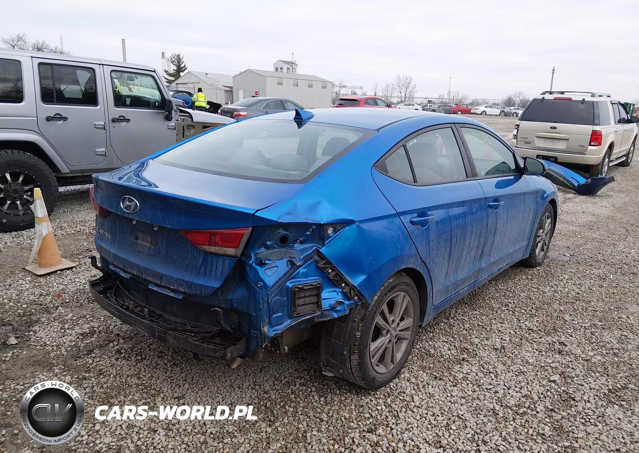 2017 Hyundai Elantra Se VIN:5NPD84LF4HH156073 - 4