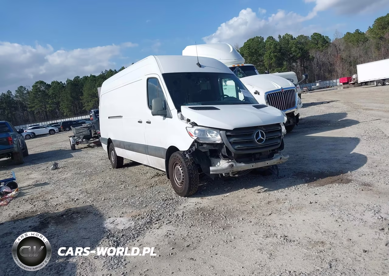 2021 Mercedes-Benz Sprinter 2500 High Roof I4