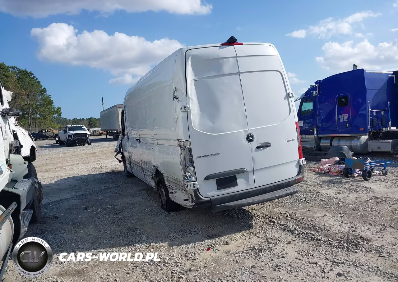 2021 Mercedes-Benz Sprinter 2500 High Roof I4 VIN:W1Y40CHY4MT057380 - 3