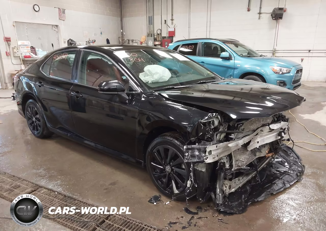 2022 Toyota Camry Le Awd