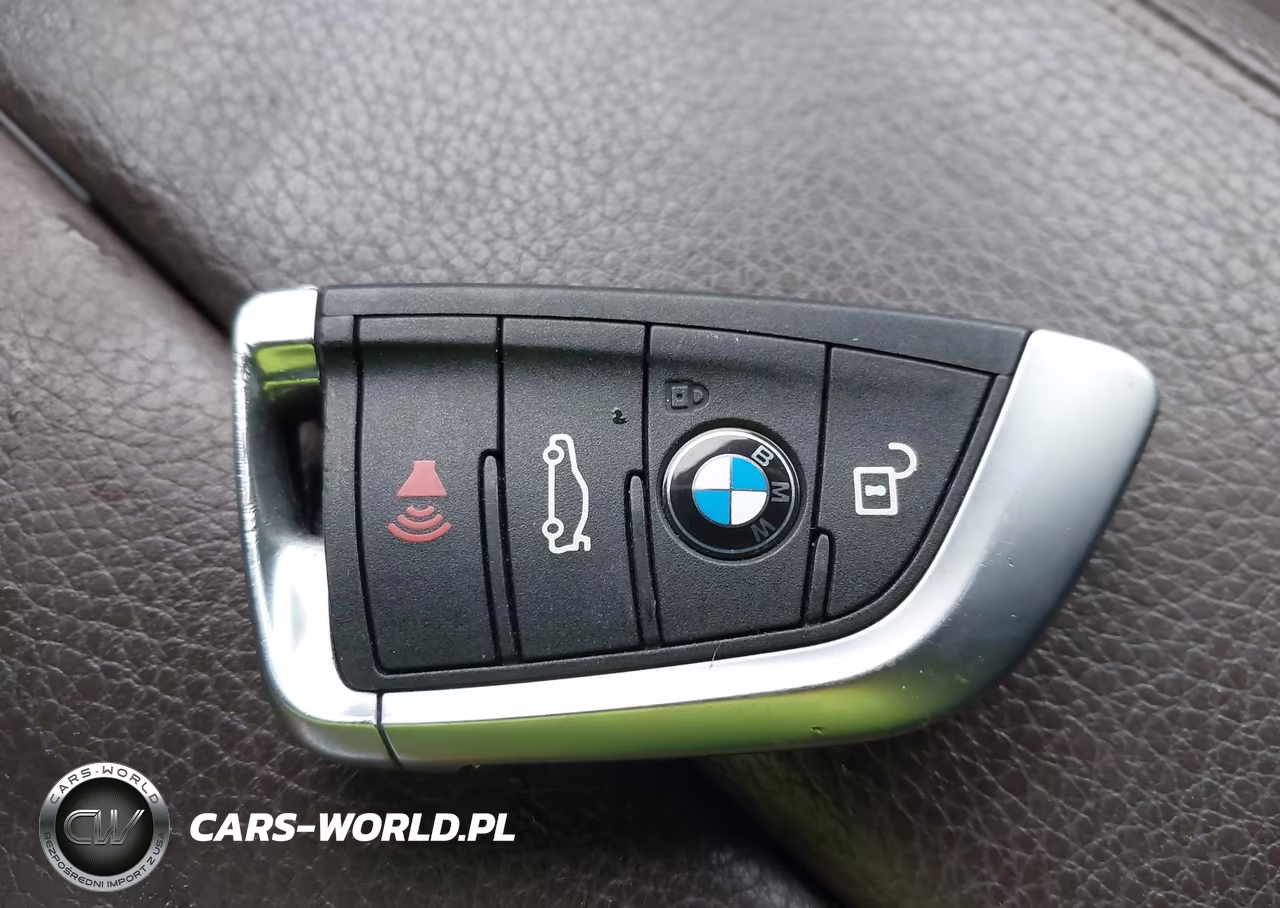 2016 BMW X5 xDrive35I VIN:5UXKR0C59G0P30116 - 11