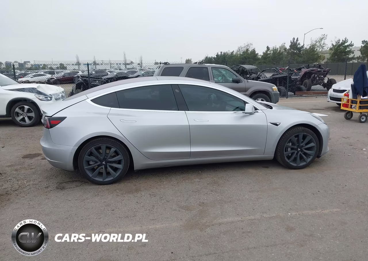 2018 Tesla Model 3 Long Range-Mid Range VIN:5YJ3E1EA8JF010929 - 14