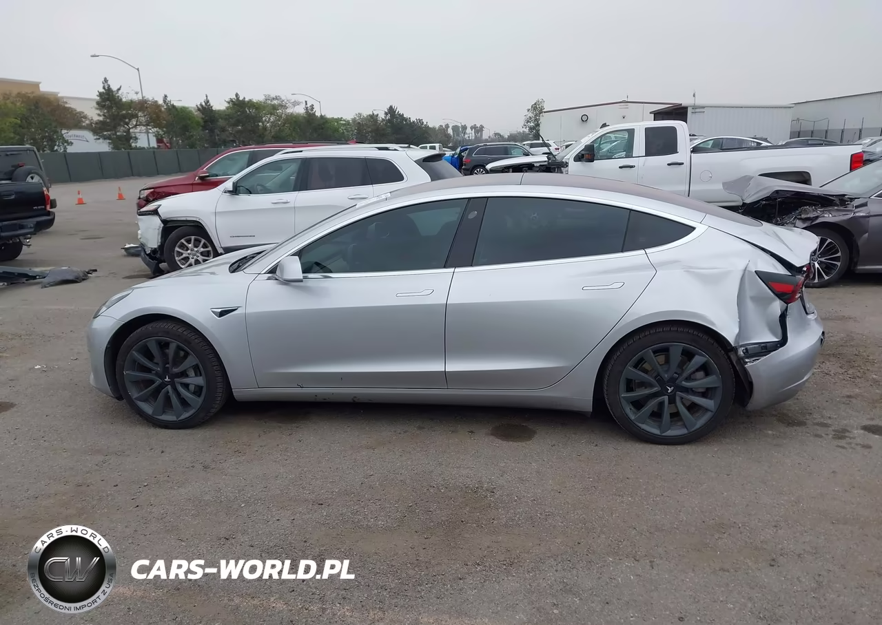 2018 Tesla Model 3 Long Range-Mid Range VIN:5YJ3E1EA8JF010929 - 15