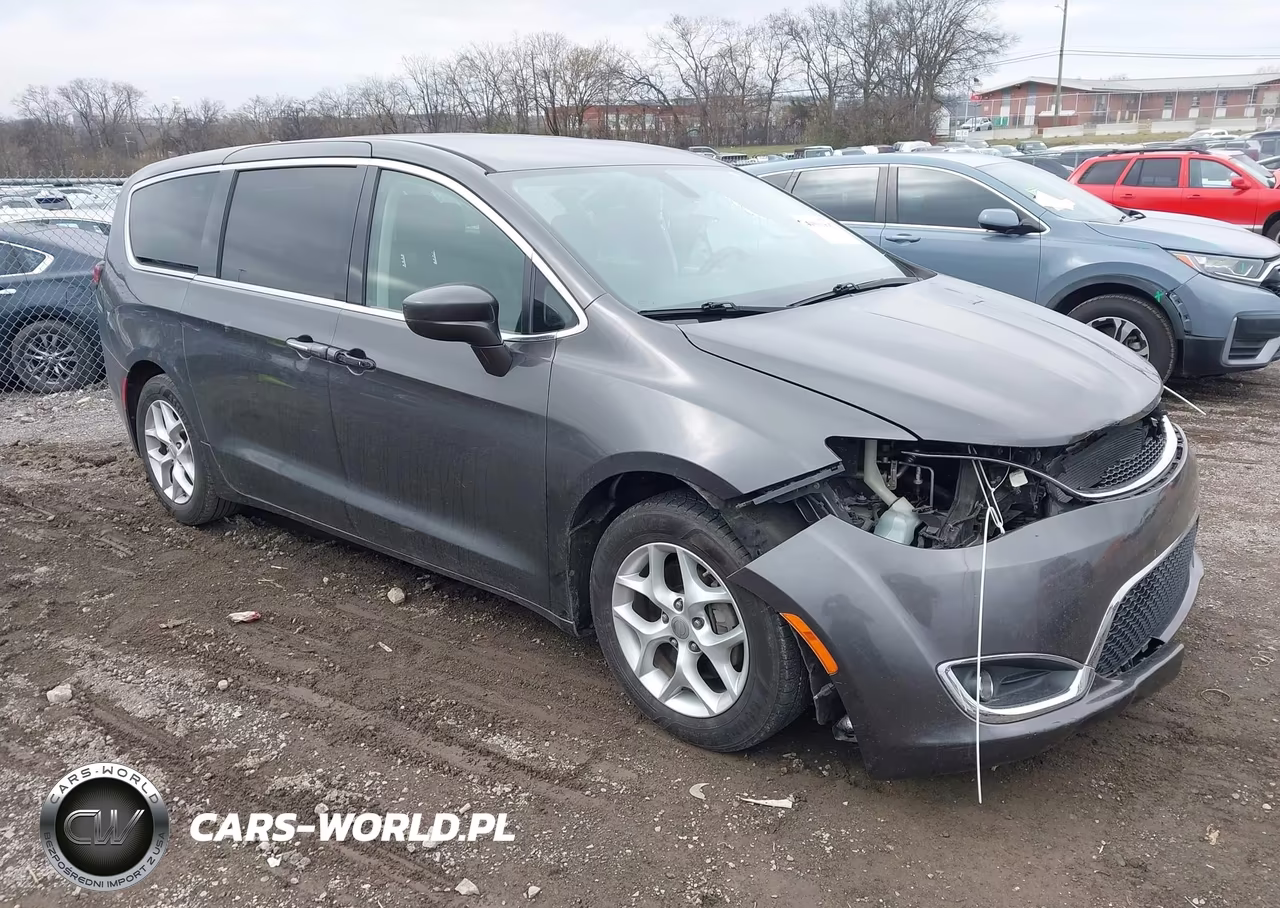 2018 Chrysler Pacifica Touring Plus