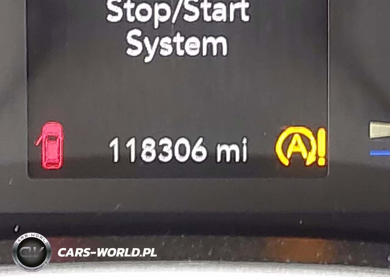 2018 Chrysler Pacifica Touring Plus VIN:2C4RC1FG2JR175527 - 16