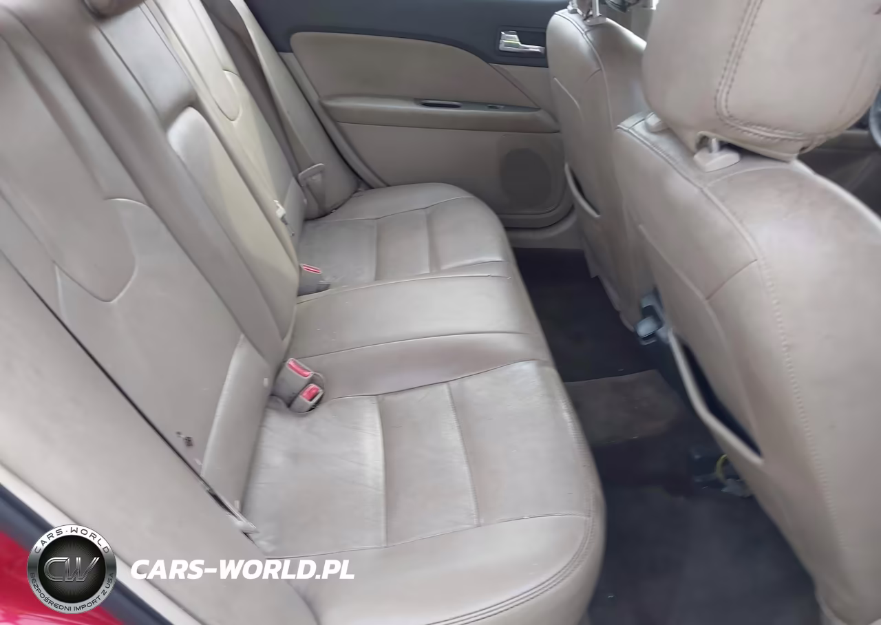 2012 Ford Fusion Hybrid VIN:3FADP0L32CR347911 - 8