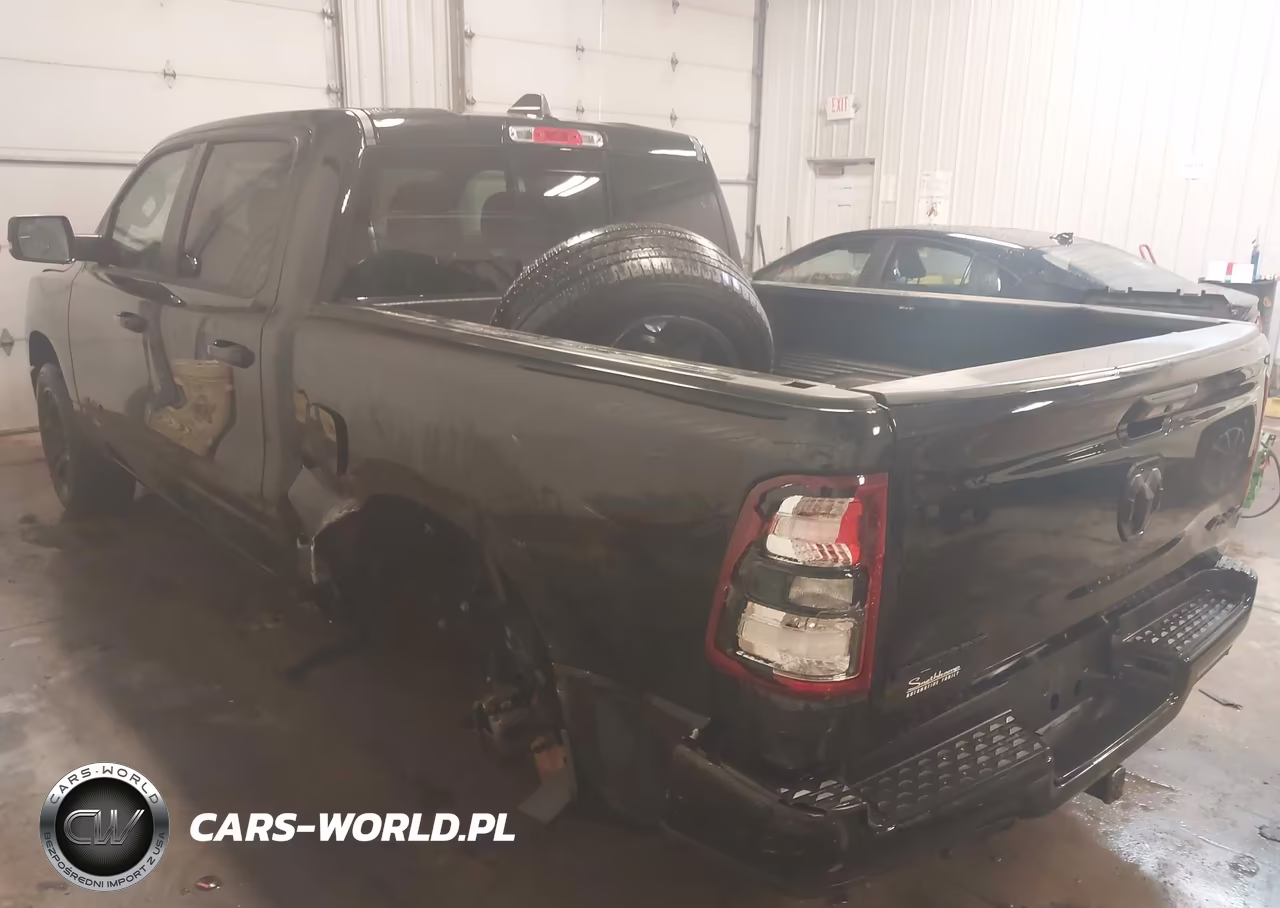 2023 Ram 1500 Big Horn 4X4 5'7 Box VIN:1C6RRFFG6PN520213 - 3