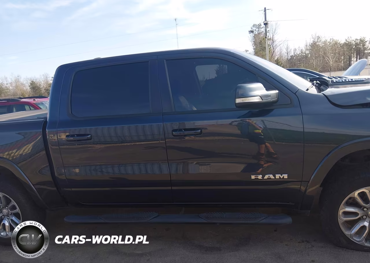 2020 Ram 1500 Laramie 4X4 5'7 Box VIN:1C6SRFJT6LN369583 - 14