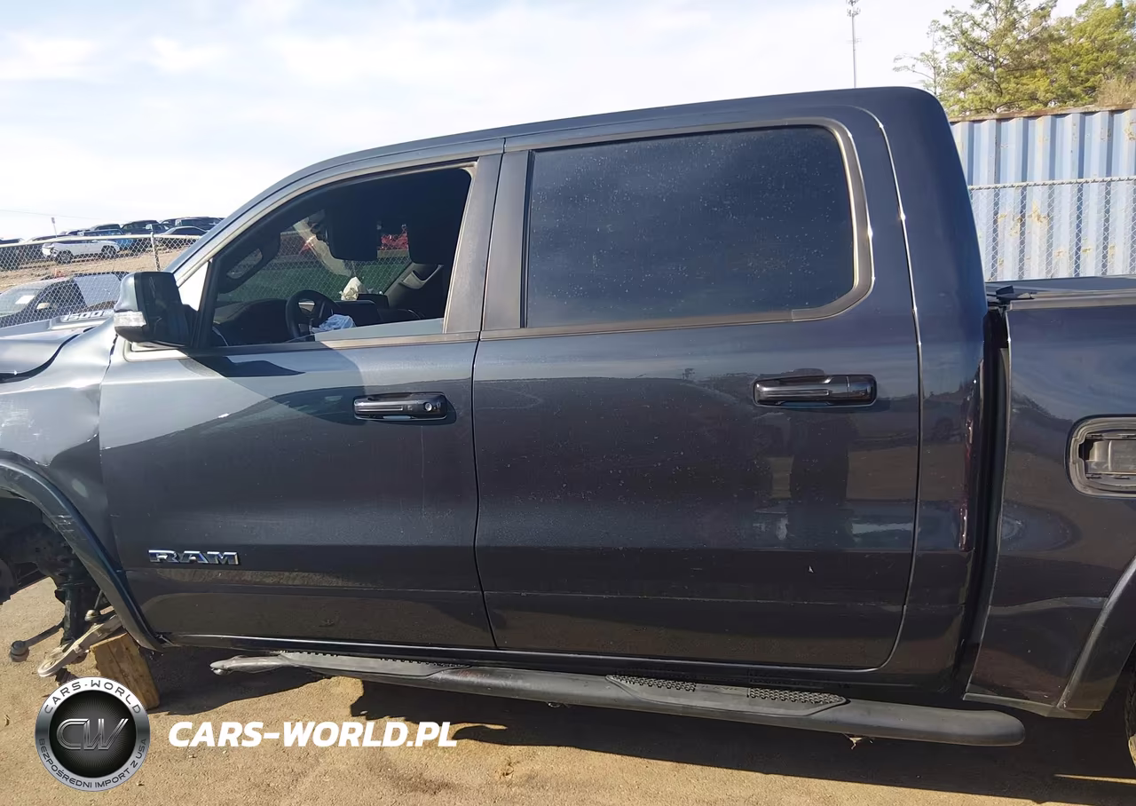 2020 Ram 1500 Laramie 4X4 5'7 Box VIN:1C6SRFJT6LN369583 - 15