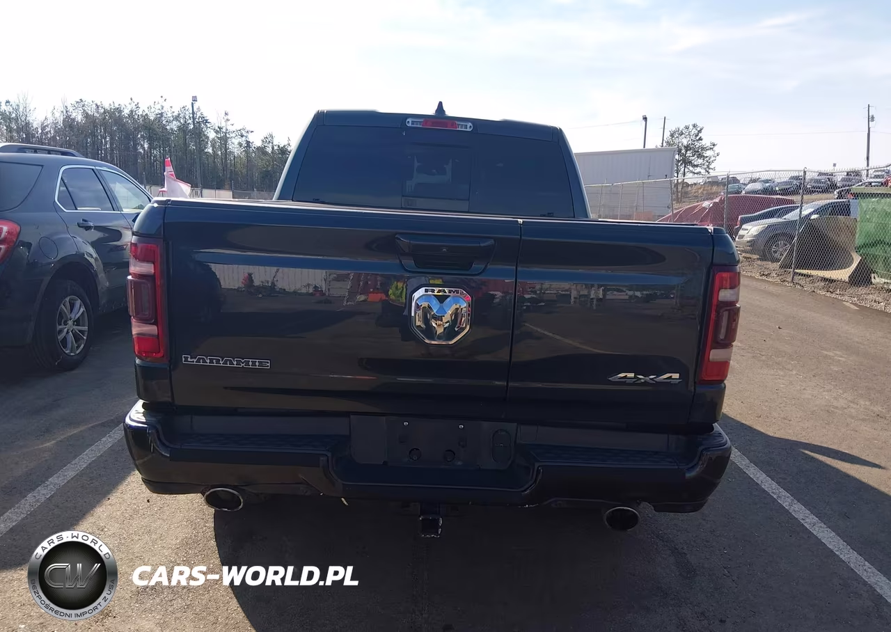 2020 Ram 1500 Laramie 4X4 5'7 Box VIN:1C6SRFJT6LN369583 - 18