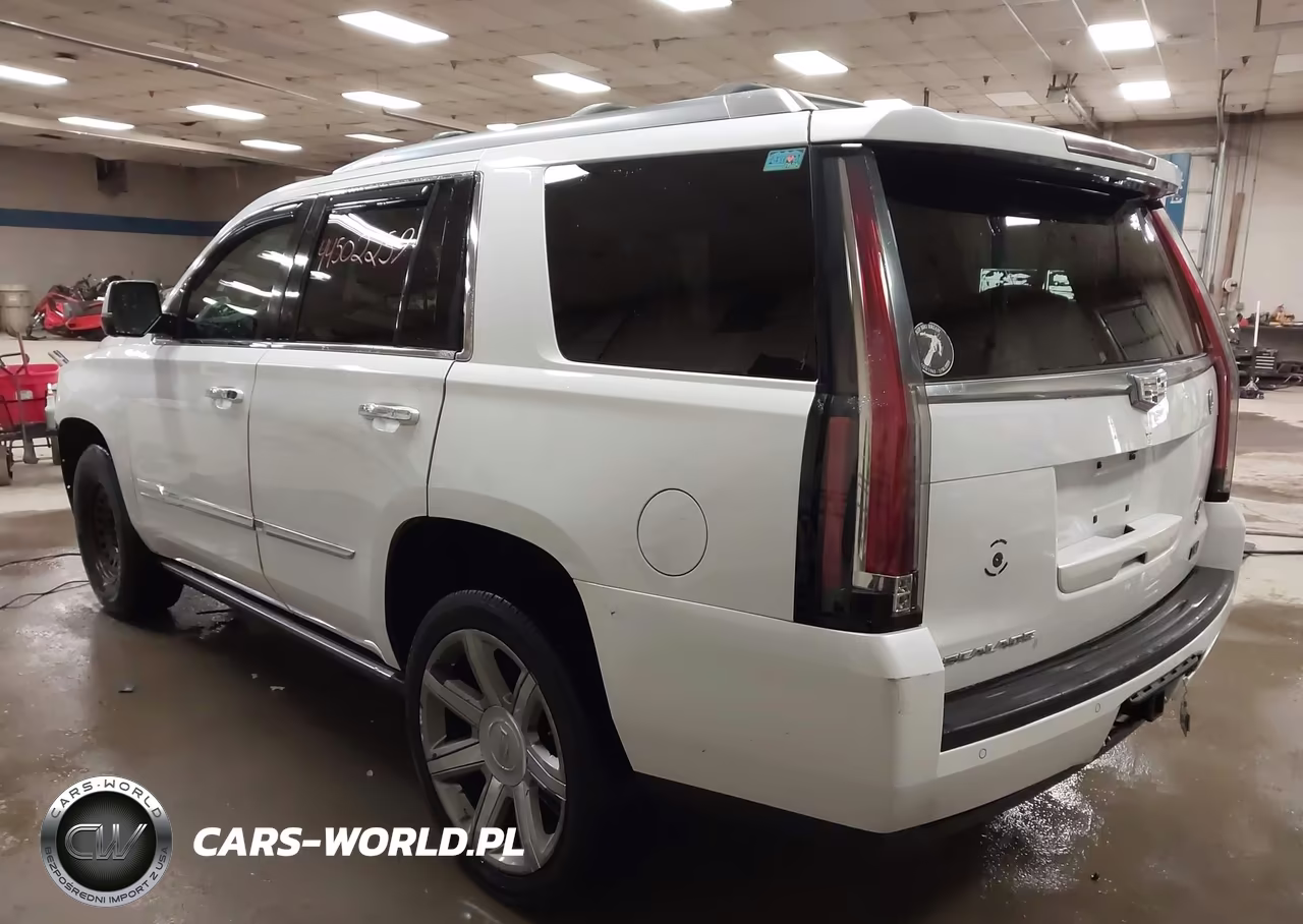 2016 Cadillac Escalade Premium Collection VIN:1GYS4CKJ7GR347605 - 3