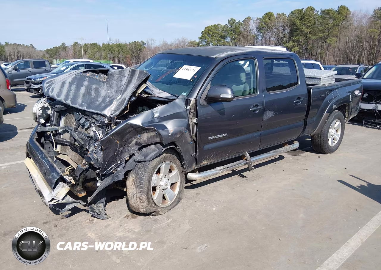 2013 Toyota Tacoma Base V6 VIN:3TMMU4FN8DM058117 - 2