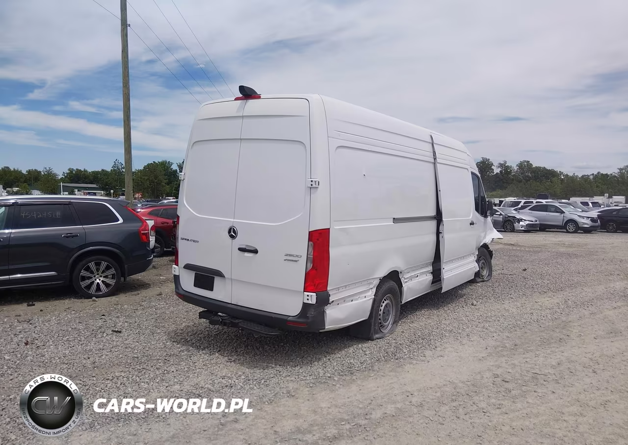 2025 Mercedes-Benz Sprinter 2500 High Roof 4-Cyl Diesel Ho VIN:W1Y4NCHY7ST208419 - 4