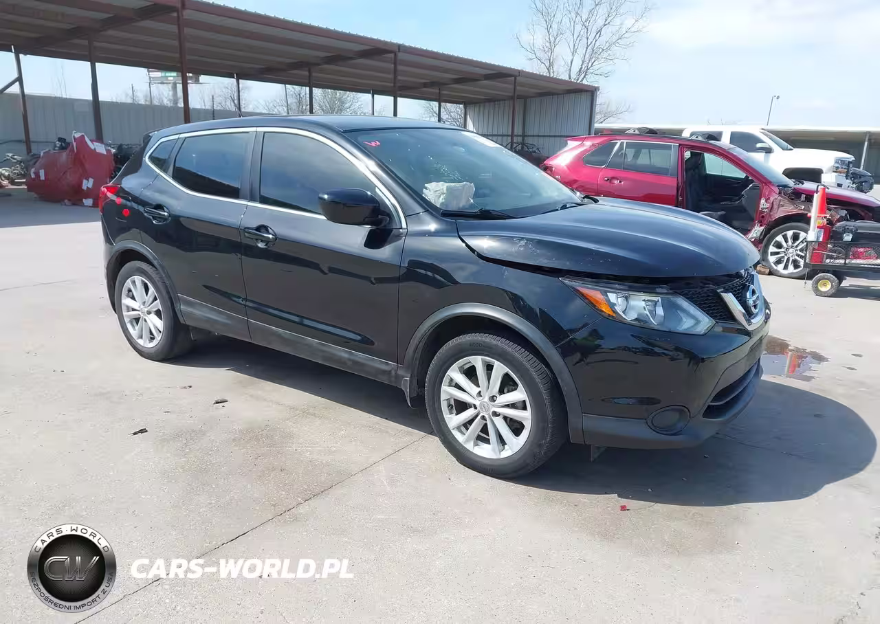 2017 Nissan Rogue Sport S
