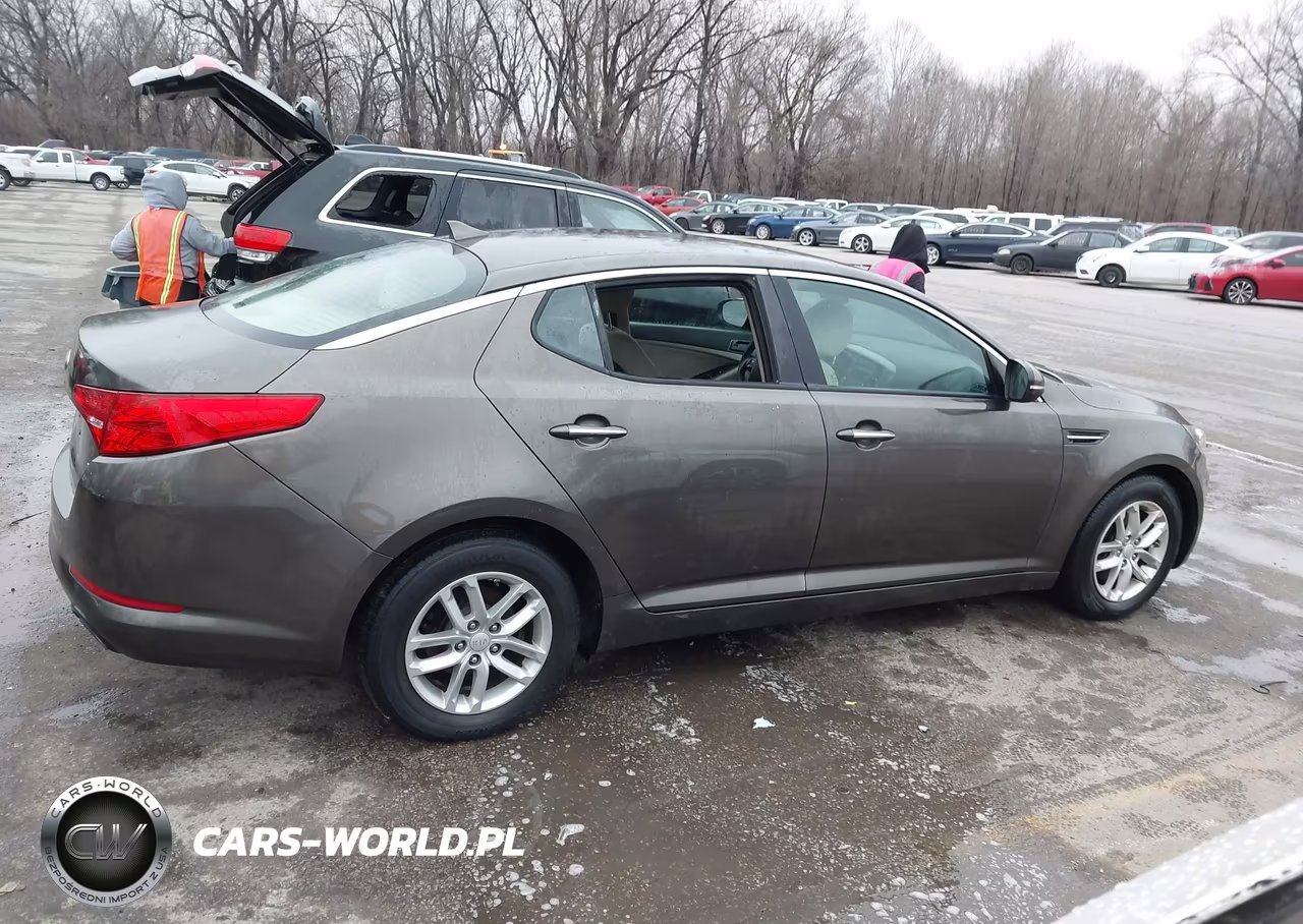 2013 Kia Optima Lx VIN:5XXGM4A73DG186756 - 13