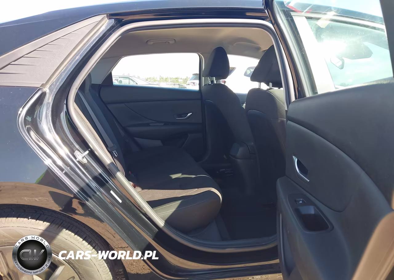2021 Hyundai Elantra Sel VIN:KMHLM4AG2MU102723 - 8
