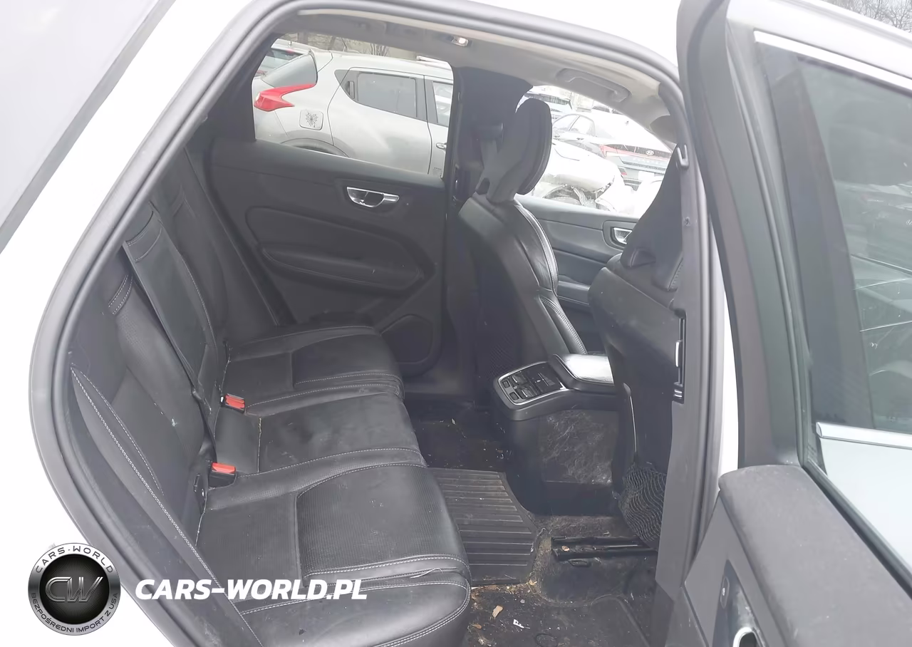 2021 Volvo Xc60 T6 Inscription VIN:YV4A22RL5M1698657 - 8
