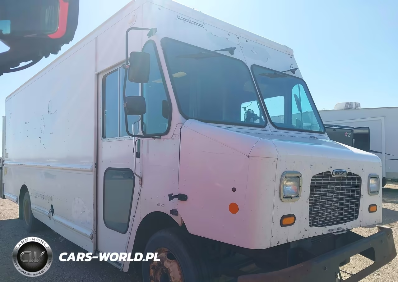2011 Freightliner Chassis M Line Walk-In Van