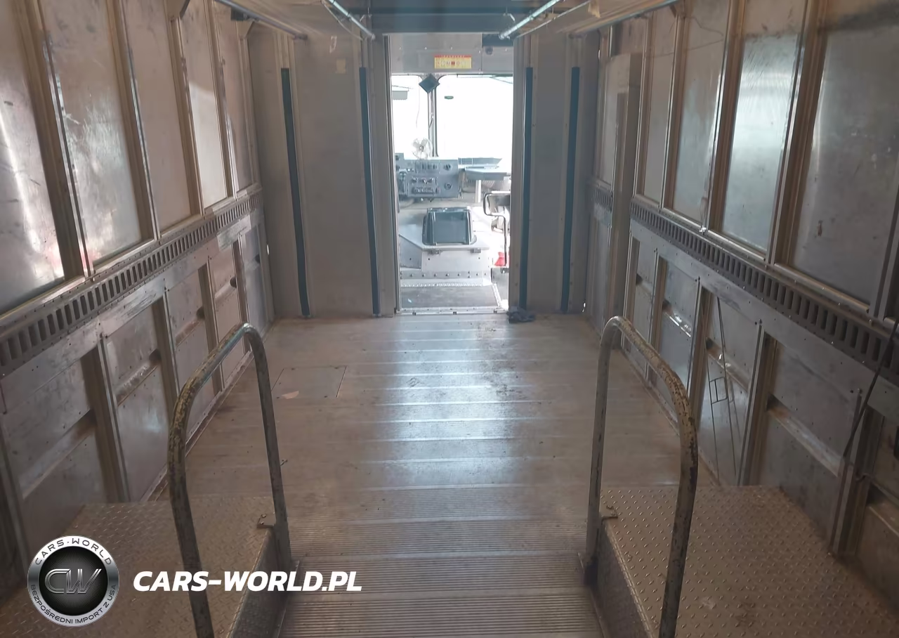 2011 Freightliner Chassis M Line Walk-In Van VIN:4UZAAPDUXBCBD0516 - 6